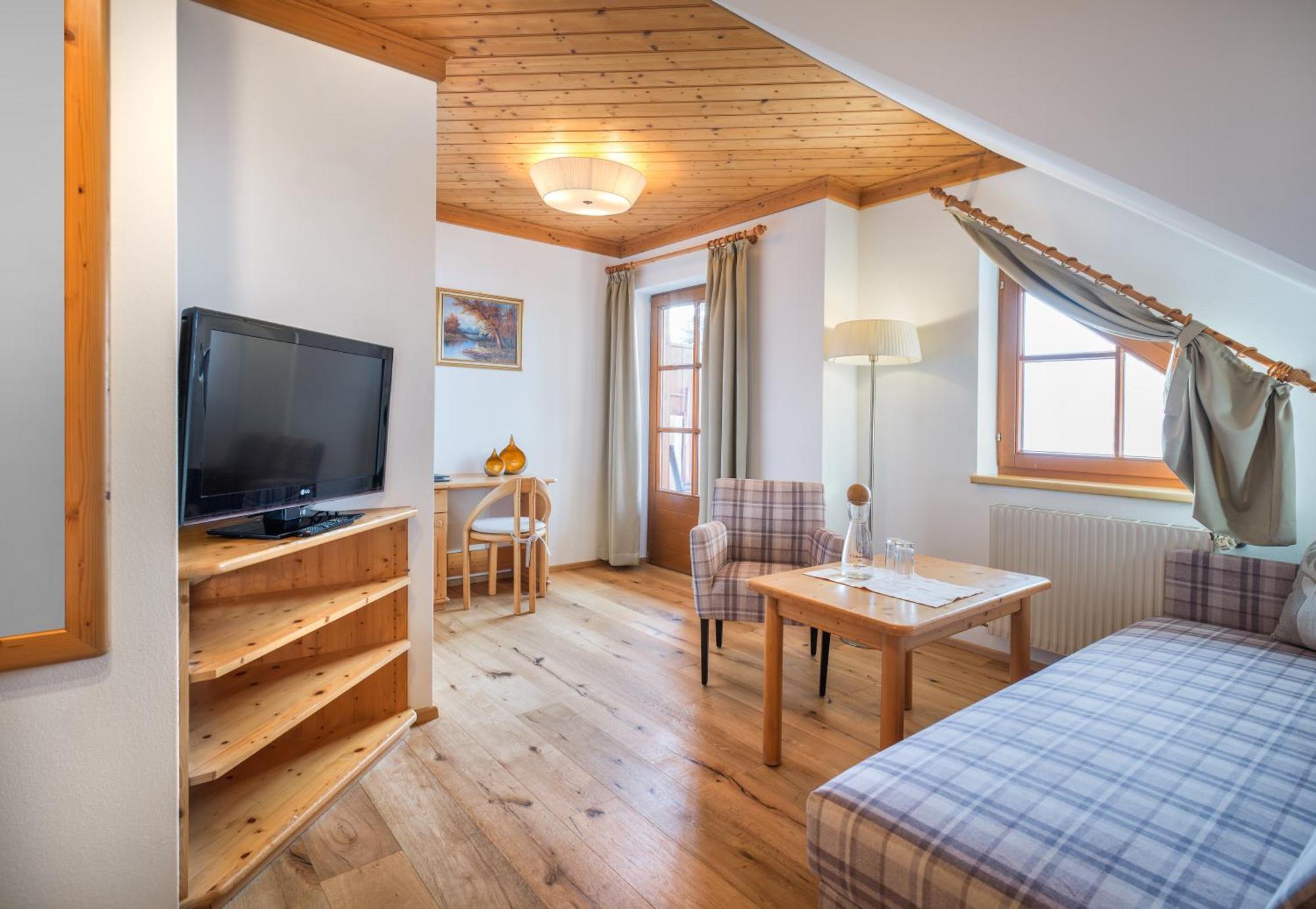 Hotel Haeuserl Im Wald Mariapfarr Εξωτερικό φωτογραφία