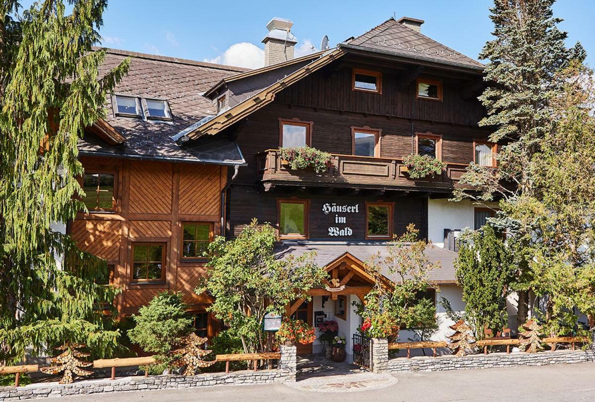Hotel Haeuserl Im Wald Mariapfarr Εξωτερικό φωτογραφία